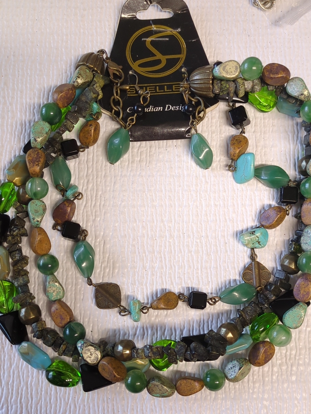 ☀️Shelley Canadian Design 4 Strand Beaded Necklace - Resin, Acrylic and Metal